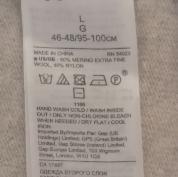 Banana Republic Italian Fine Merino Wool Blend Casual Grey Pink Star Crew Neck L - Picture 8 of 8